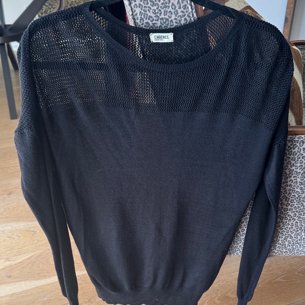 Le Ageance Black Women's Crew Neck Sweater